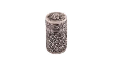 Lot 185 - A mid-19th century Chinese Export unmarked silver nutmeg grater, Canton circa 1850
