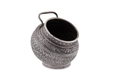 Lot 189 - A late 19th / early 20th century Anglo – Indian unmarked silver sugar bowl, Kashmir circa 1900
