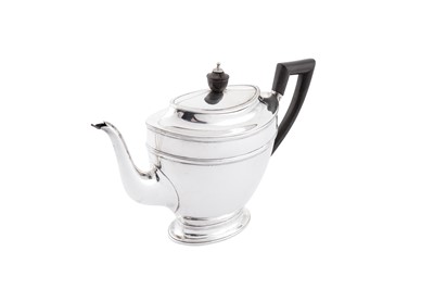 Lot 136 - An early 19th century Dutch silver bachelor teapot, Amsterdam 1837 by Theodorous Gerardus Bentveld (1782-1853)