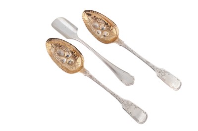 Lot 295 - A mixed group of sterling silver flatware