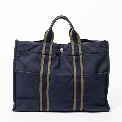 Lot 86 - Hermes Navy Herline Tote MM