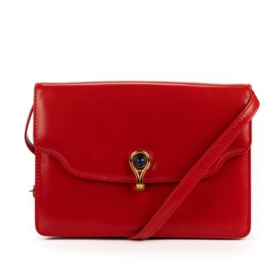 Lot 10 - Gucci Red Swing Mini Strap Wallet