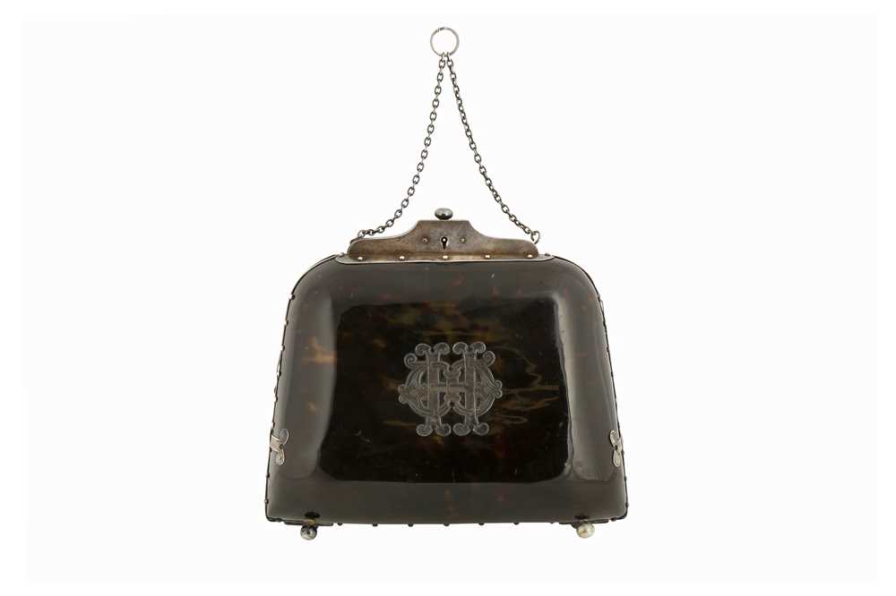 Lot 163 - λ A RARE AND UNUSUAL TORTOISESHELL HANDBAG
