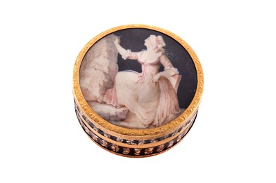 Lot 29 - A Louis XV mid-18th century French unmarked gold mounted shell composite snuff box, probably Paris circa 1770