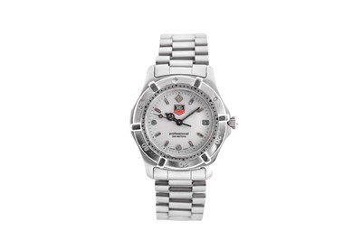 Lot 75 - TAG HEUER.