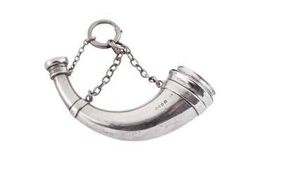 Lot 14 - A Victorian sterling silver horn vinaigrette, London 1873 by Thomas Johnson II