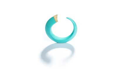 Lot 29 - Shaun Leane | A 'Tusk' cuff, 2012