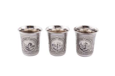 Lot 150 - A set of three Alexander II Russian 84 zolotnik (875 standard) silver and niello beakers (stopa), Moscow 1877 by З. З (unidentified, active circa 1871-80)