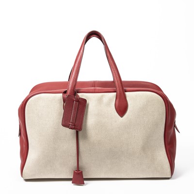 Lot 16 - Hermes Beige Toile Victoria Travel Bag 43