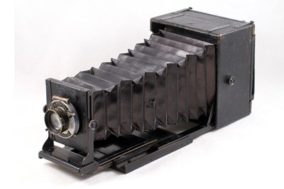 Lot 4 - A Rare Sanders & Crowhurst Shafta 5x4 'Naturalists' Camera.