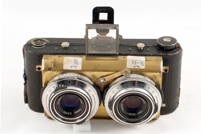 Lot 71 - An Unique 120 Format Stereo Camera, with CZ Tessar Lenses.
