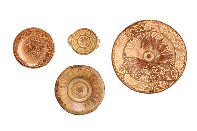 Lot 89 - A GROUP OF HISPANO-MORESQUE COPPER LUSTRE-PAINTED POTTERY VESSELS