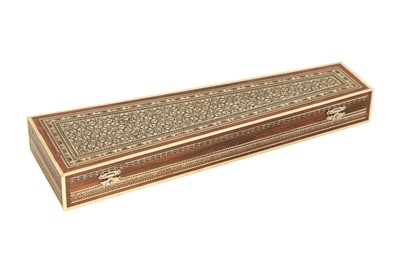 Lot 275 - λ A KHATAMKARI BOX