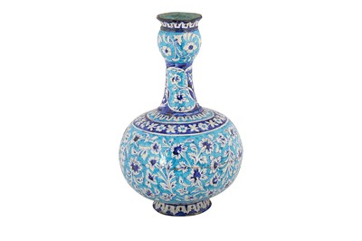 Lot 83 - A LARGE MULTAN BLUE AND TURQUOISE POTTERY VASE