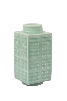 Lot 474 - A CHINESE CELADON-GLAZED EIGHT 'TRIGRAMS' VASE, CONG.