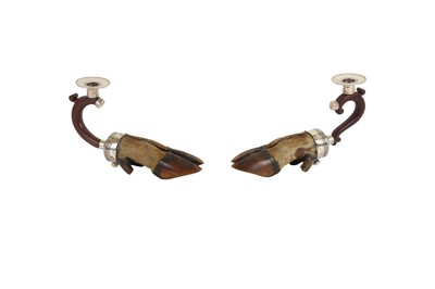 Lot 194 - A PAIR OF GEORGE IV STERLING SILVER MOUNTED DEER FOOT CANDLE HOLDERS
