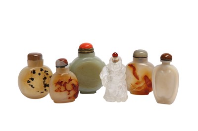 Lot 894 - A COLLECTION OF CHINESE SNUFF BOTTLES.