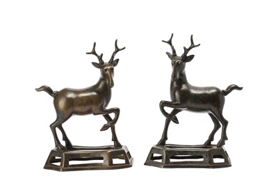 Lot 162 - A PAIR OF CHINESE BRONZE DEER.