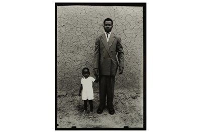 Lot 220 - Seydou Keita (1921-2001)