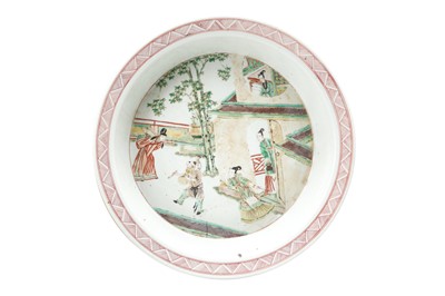 Lot 64 - A CHINESE FAMILLE VERTE FIGURATIVE BASIN.