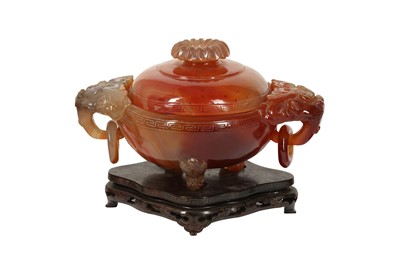 Lot 722 - A CHINESE CARNELIAN AGATE INCENSE BURNER AND COVER