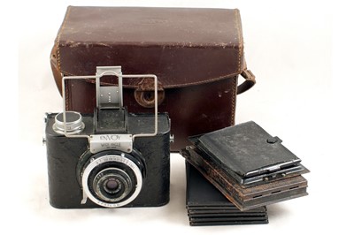 Lot 89 - An Envoy Wide Angle Camera Outfit.
