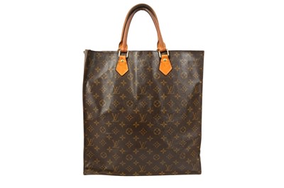 Lot 682 - LOUIS VUITTON MONOGRAM SAC PLAT