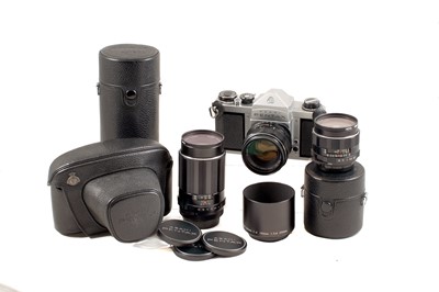 Lot 126 - A Pentax S1a Outfit.