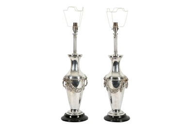 Lot 82 - A PAIR OF NEOCLASSICAL TASTE SILVER PLATED URN FORM TABLE LAMPS, EARLY 20TH CENTURY