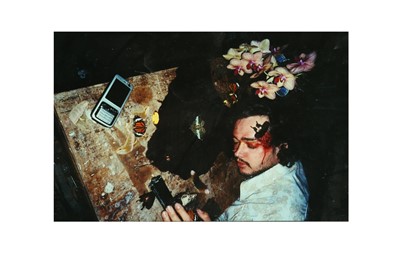 Lot 58 - VIKTOR WYND (BRITISH): A PHOTOGRAPH, SELF PORTRAIT AS A SUICIDE