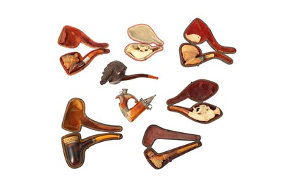 Lot 624 - A GENTLEMAN'S COLLECTION OF EIGHT MEERSCHAUM PIPES