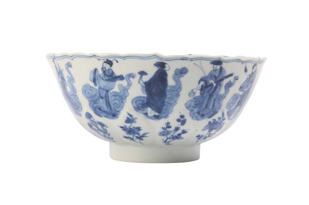 Lot 456 - A CHINESE BLUE AND WHITE 'IMMORTALS' BOWL.
