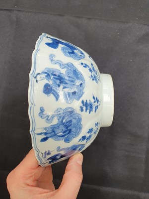 Lot 456 - A CHINESE BLUE AND WHITE 'IMMORTALS' BOWL.