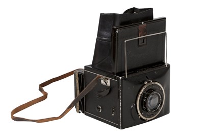 Lot 25 - Mentor Goltz & Breutmann Mentor Compur-Reflex SLR Camera