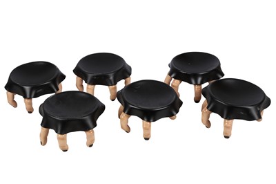 Lot 561 - EL TALLER DE PINERO AND LUESMA & VEGA, SPAIN, A SET OF SIX DISHES, 21ST CENTURY
