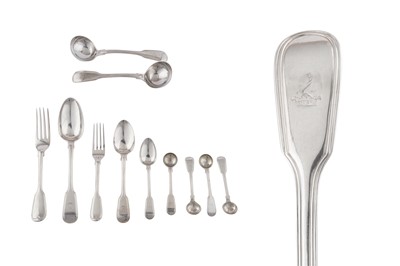 Lot 391 - A George IV/ William IV sterling silver table service of flatware / canteen, London 1824/25/27/31 by William Chawner