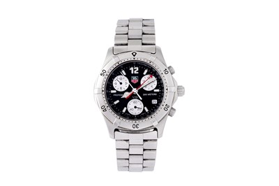 Lot 64 - TAG HEUER.