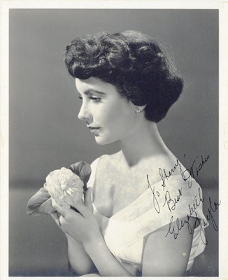 Lot 1120 - Taylor (Elizabeth)