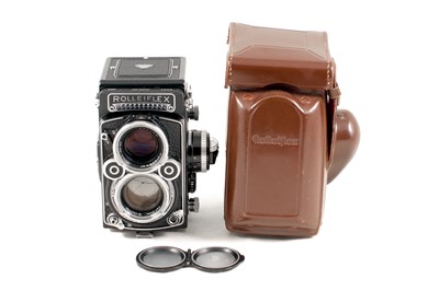 Lot 165 - A Metered Rolleiflex 2,8F