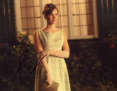 Lot 251 - Jones (Felicity)