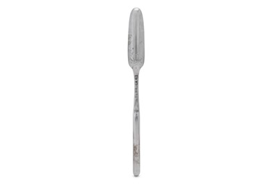 Lot 326 - A George II sterling silver marrow scoop, London 1757 John Kentesber & Thomas Grove (reg. June 1757)
