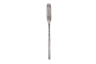 Lot 337 - A George I sterling silver marrow scoop, London 1724 by Charles Jackson