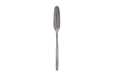 Lot 329 - A George II sterling silver marrow scoop, London 1750 by S.G or S.C cursive (untraced)