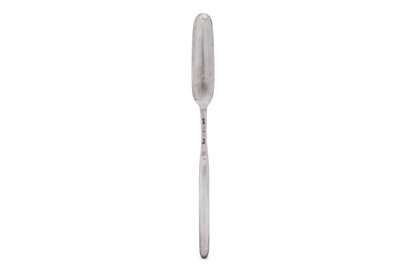 Lot 331 - A George II sterling silver marrow scoop, London 1748 by Jeremiah King (this mark reg. 18th June 1739)