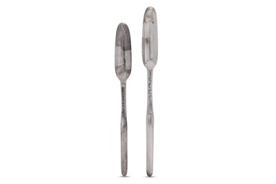 Lot 328 - A George II sterling silver marrow scoop, London 1753 by John Gorham