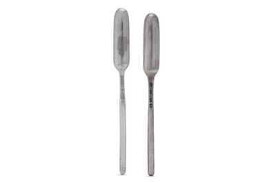 Lot 330 - A George II sterling silver marrow scoop, London 1748 by James Wilks