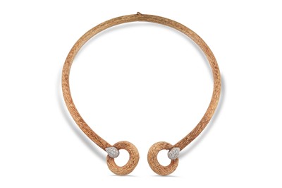 Lot 157 - A diamond torc collar