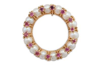 Lot 137 - A ruby and cultured pearl brooch