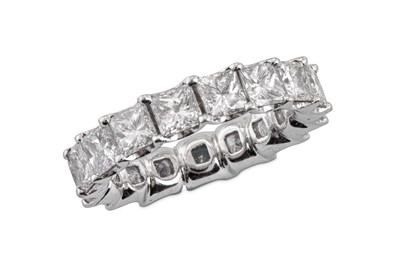 Lot 106 - A diamond eternity ring