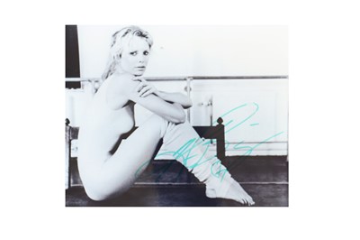 Lot 212 - James Bond.- Kim Basinger